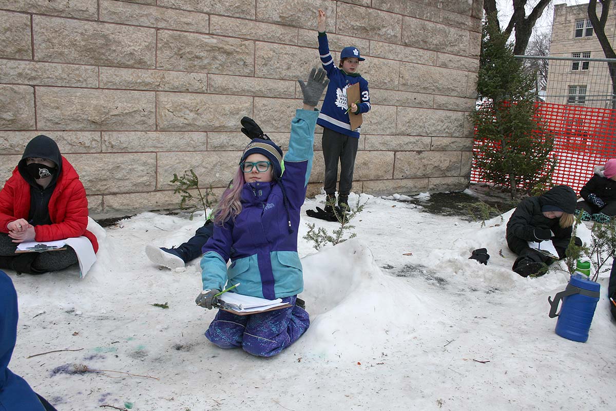 bc2eb234-d6c1-405e-8e70-e7b2e35170ef_Laura%20Secord%20Outdoor%20Classroom%204.jpg